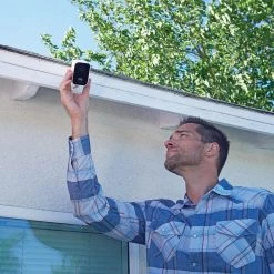 CoreCam Battery Powered Wireless Indoor/Outdoor Smart Home Security Camera with Solar Panel and Mounting Stand (4-Pack) by Swann -AMERELLE Sales white swann wireless security cameras swificoresolpk4 44 1000